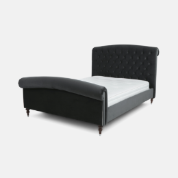 Monochrome Trend Hero Bed